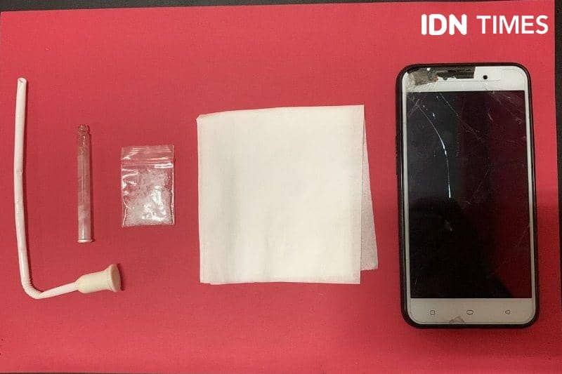 Barang bukti milik tersangka MA (IDN Times/Ervan)