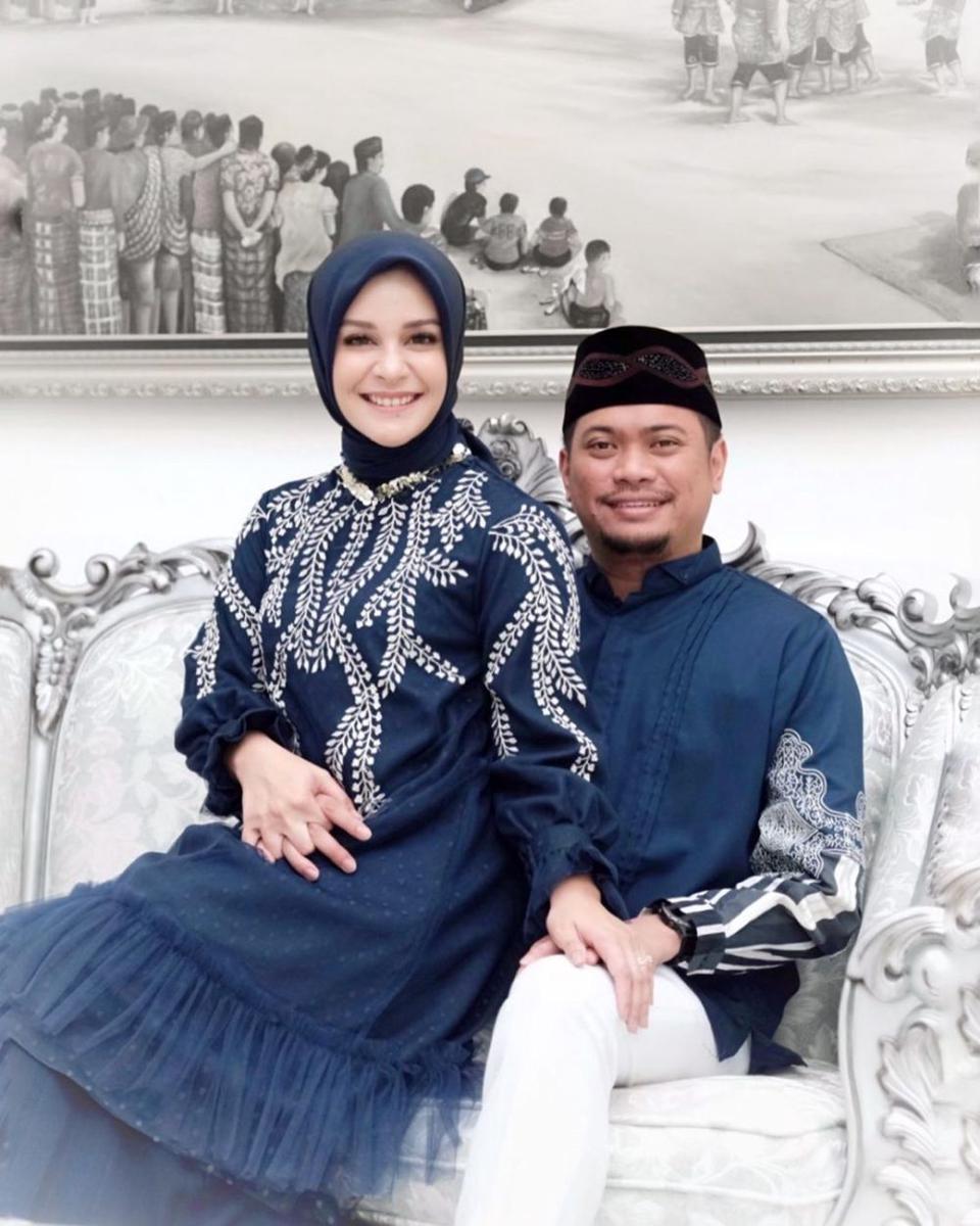 Priska Paramita dan suami (instagram.com/priskaparamita)