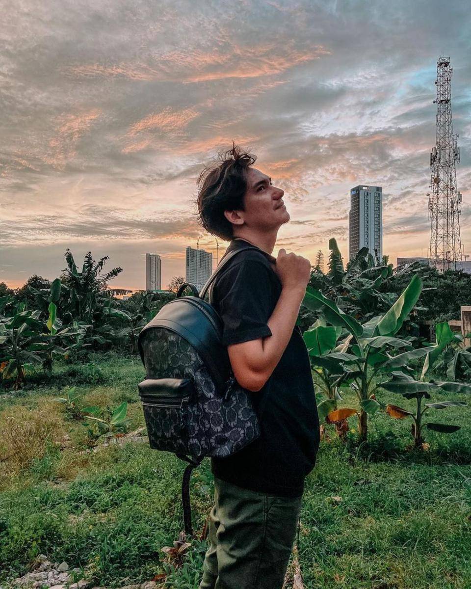 Adipati Dolken (instagram.com/adipati)