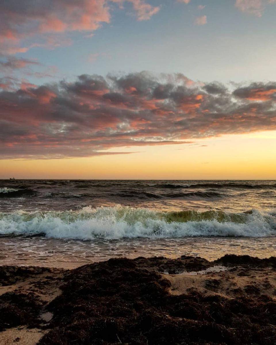 Melnrage Beach (instagram.com/alma_milvydaite)