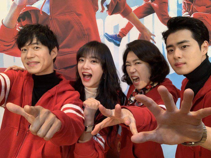 anggota grup Counter di drama Uncanny Counter (mydramalist.com)