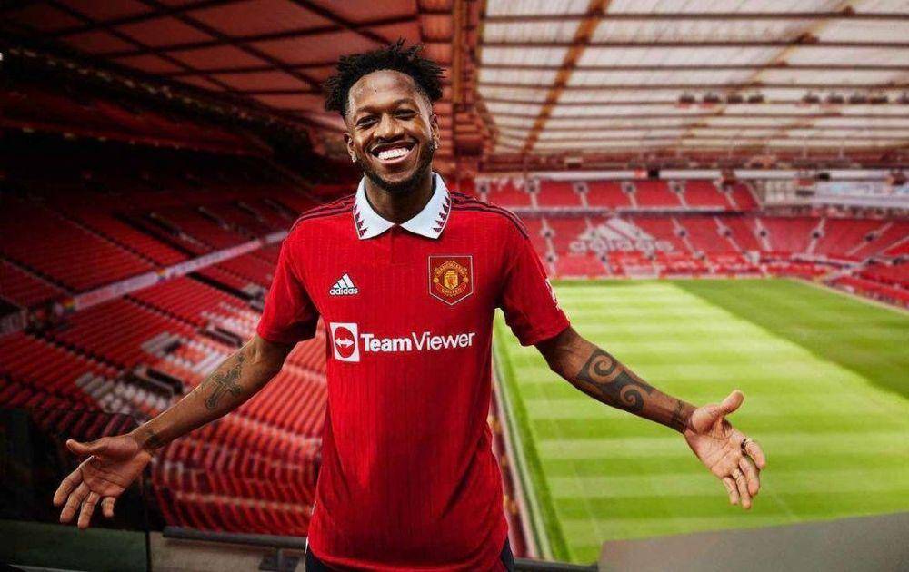 Fred memakai jersey Manchester United. (instagram.com/fred08oficial)