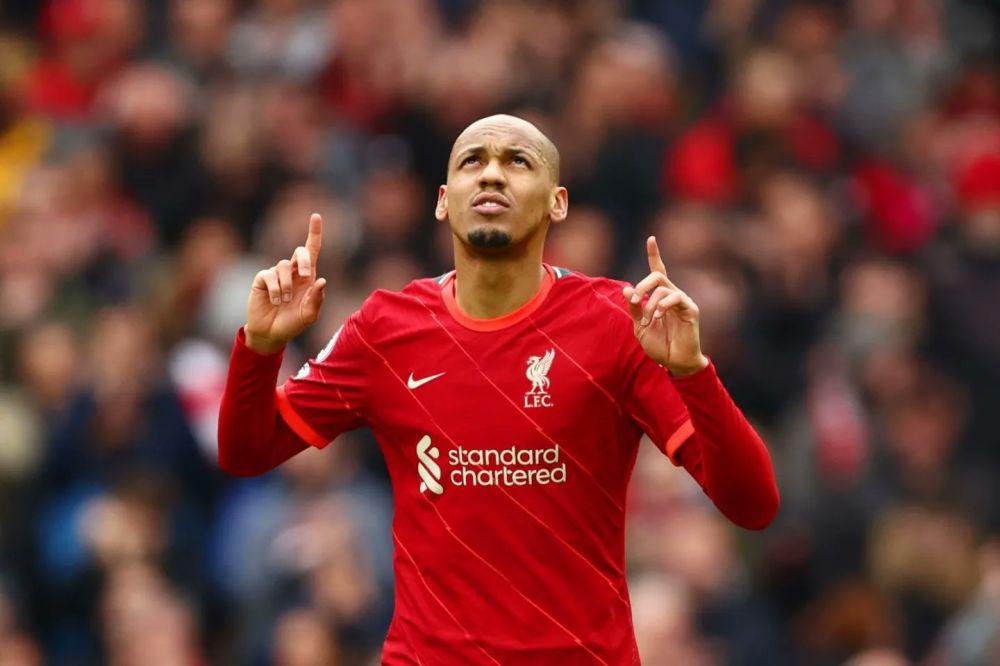 Fabinho bermain bersama Liverpool. (twitter.com/_fabinhotavares)