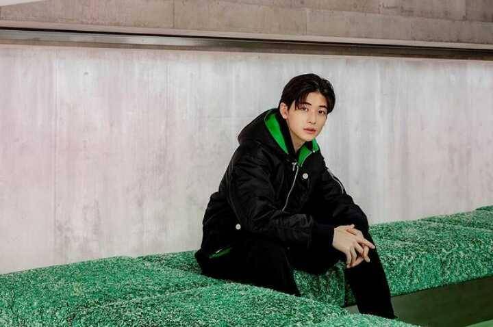 Fumiya Takahashi (instagram.com/fumiya_0_3_1_2)