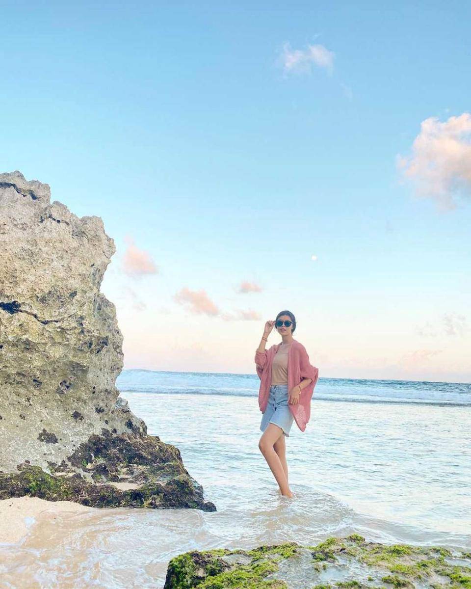 Pantai Sawangan (instagram.com/putrilaksmidw)