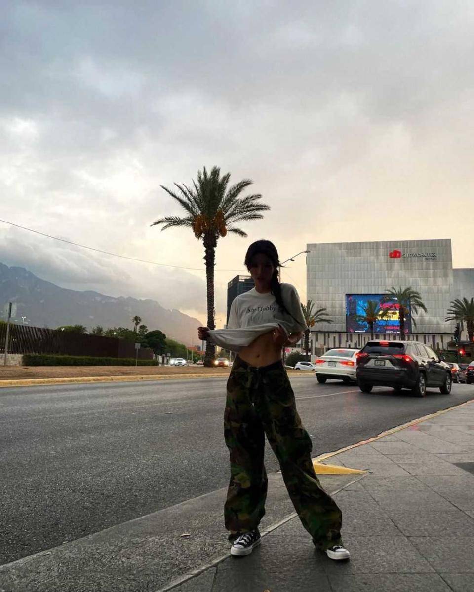 outfit swag Soyeon (G)I-DLE (instagram.com/tiny.pretty.j)