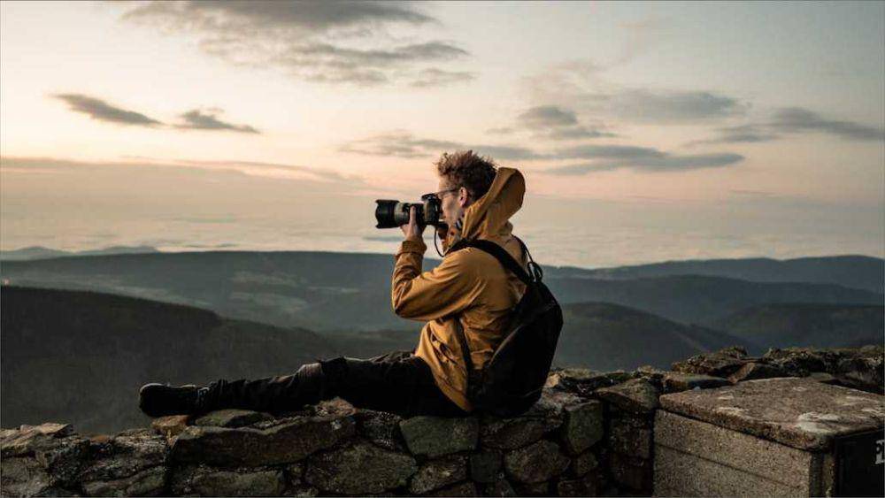 ilustrasi fotografer (unsplash.com/Matt Roskovec)