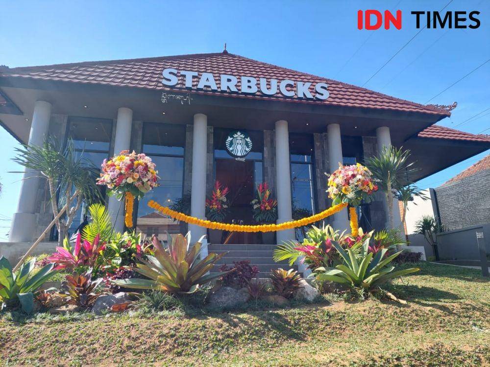 Peresmian Store Starbucks Indonesia ke-500 di Mudu Taki, Bali, pada Selasa (23/8/2022) (IDN Times/Erfah Nanda)