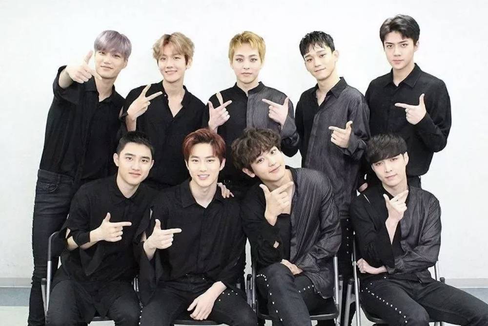 EXO (Twitter.com/weareoneEXO)
