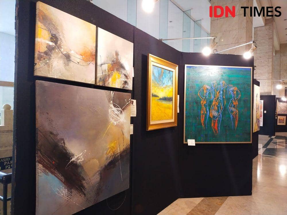 Sekjen PDIP, Hasto Kristiyanto resmikan pameran Freedom and Harmony (IDN Times/Ilman)