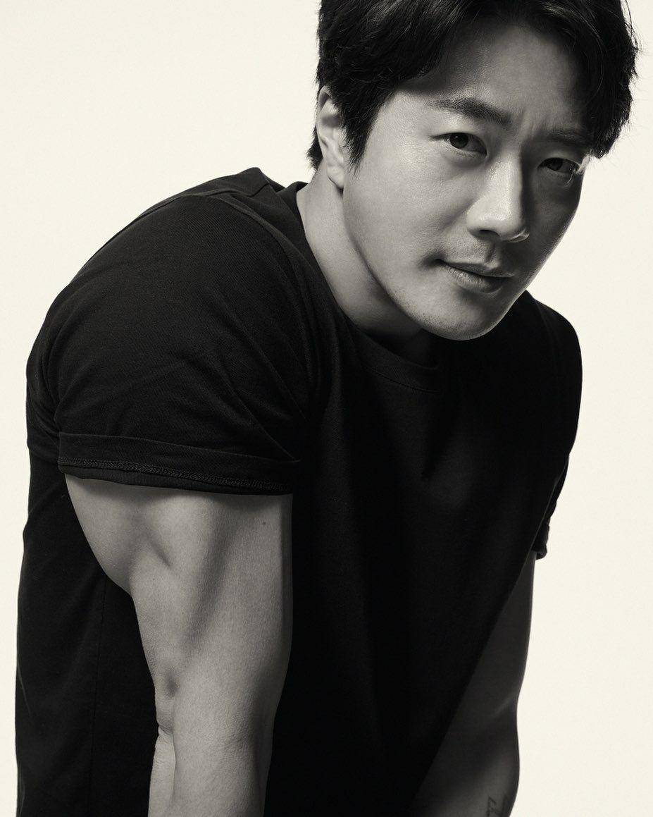 Kwon Sang Woo (instagram.com/sucompany_official)