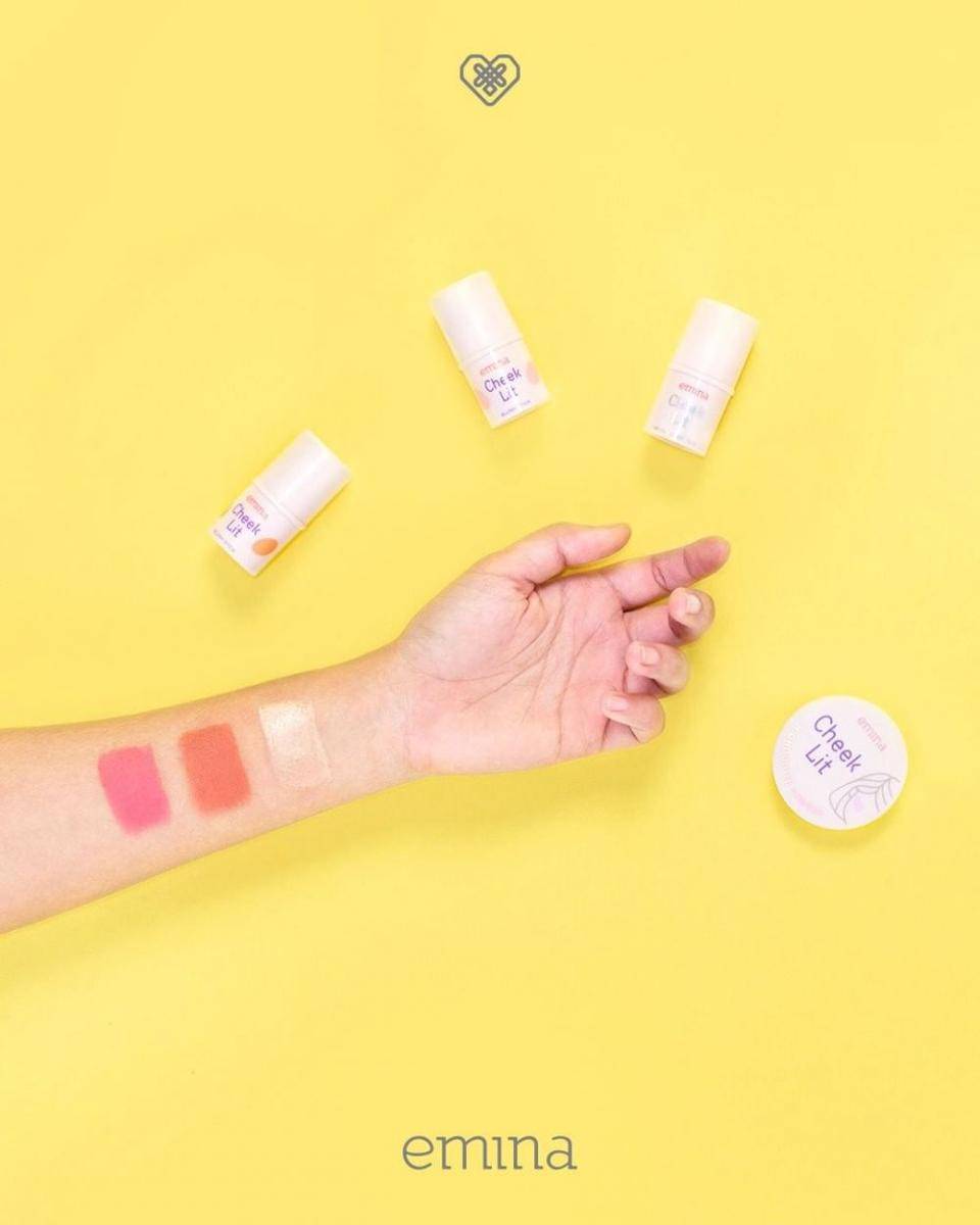 Emina Cheeklit Blush Stick (instagram.com/eminacosmetics)