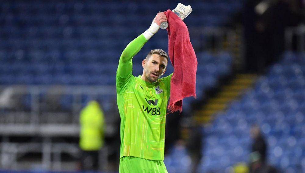 Vicente Guaita saat berseragam Crystal Palace (instagram.com/vguaita_13)