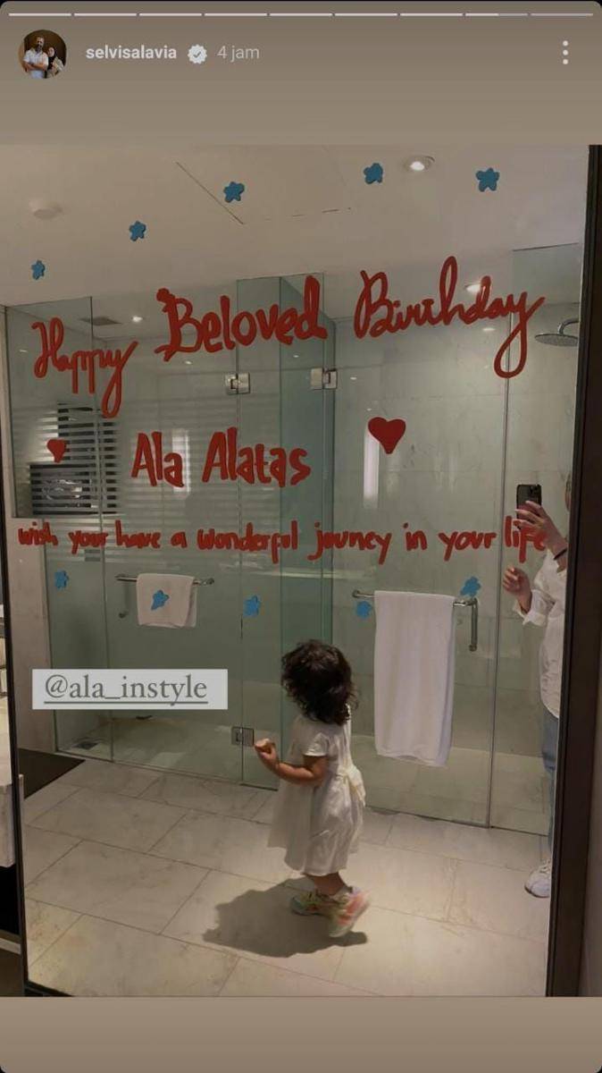 Unggahan kakak Tasyi Athasyia (instagram.com/selvisalavia)