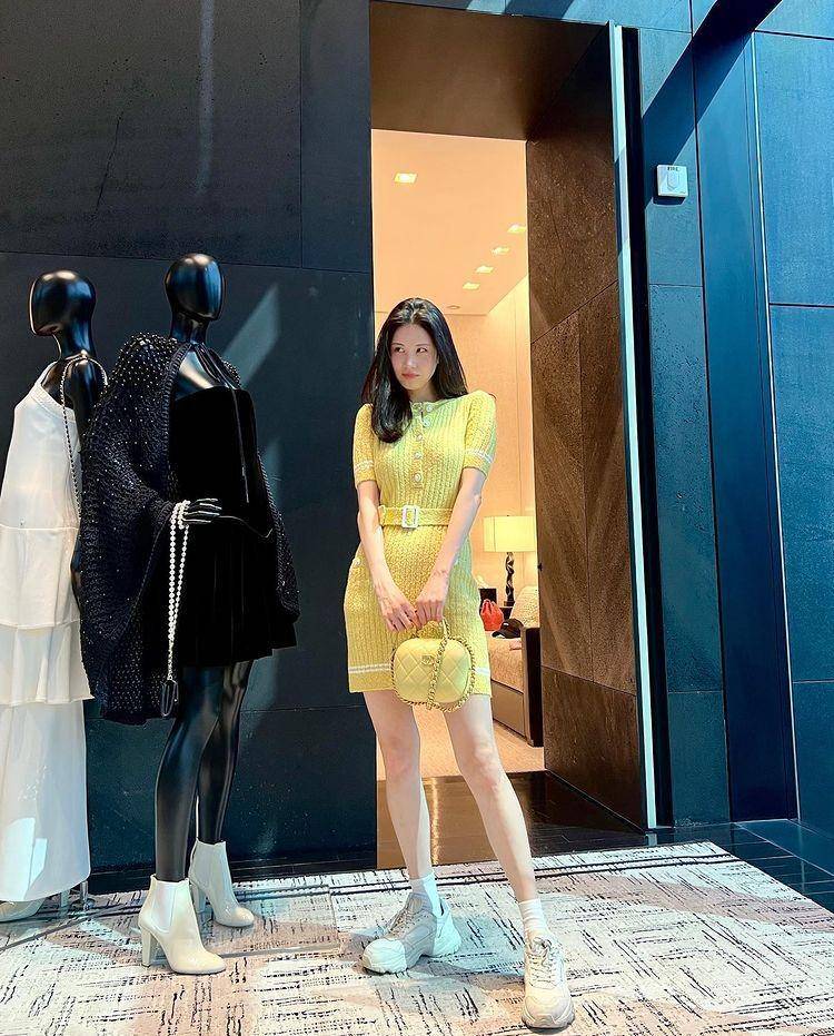 OOTD cewek kue ala member SNSD (instagram.com/seojuhyun_s)