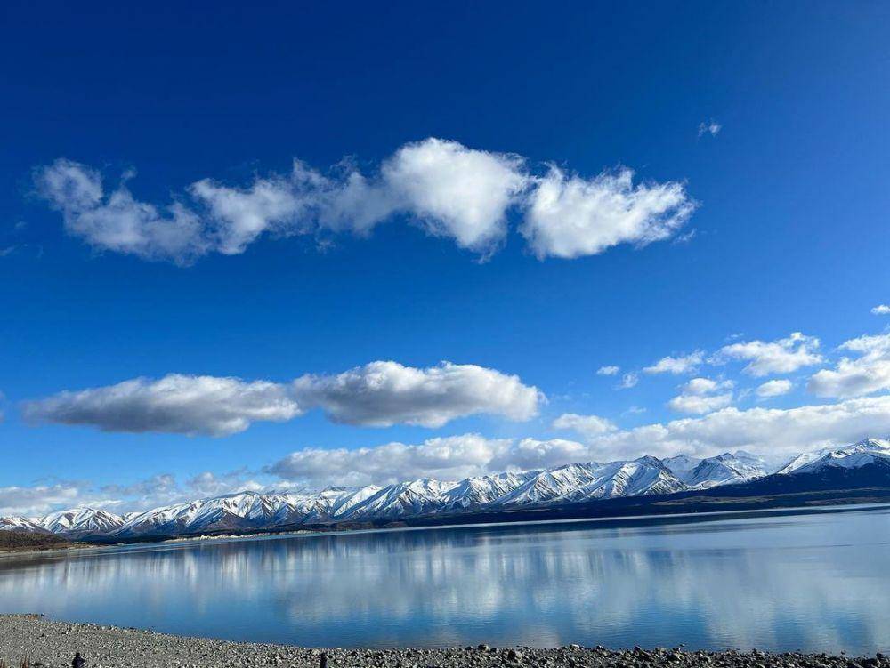 Danau Pukaki Selandia Baru (instagram.com/jeu.pew__hello)
