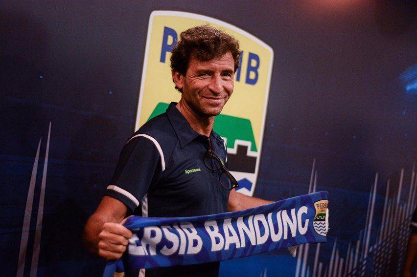 5 Pelatih Eropa yang Melatih di Liga 1 2022/2023