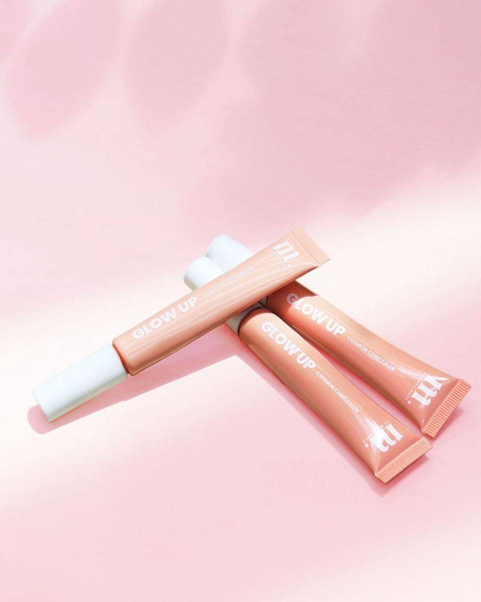 Moko Moko Glow Up Cushion Concealer (instagram.com/mokomoko_id)