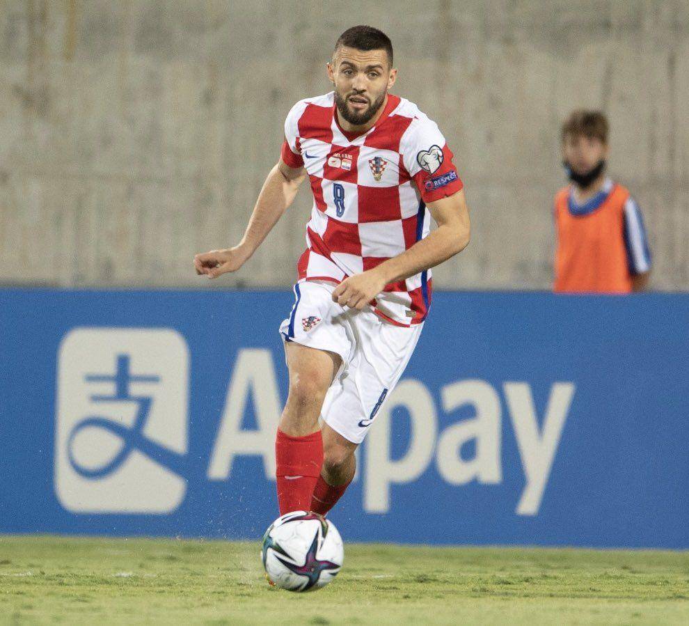 Mateo Kovacic (twitter.com/mateokovacic8)