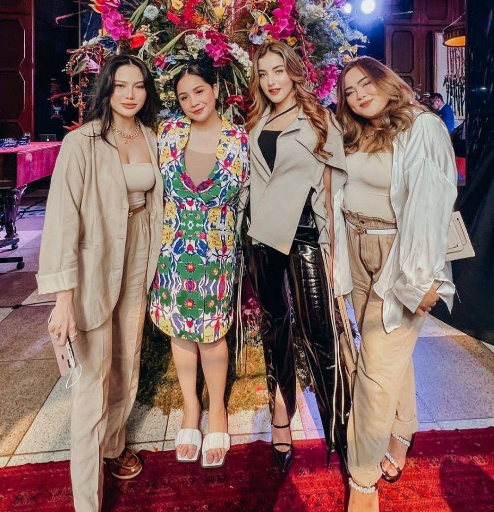 Tasya Farasya dan Nagita Slavina (instagram.com/tasyafarasya)