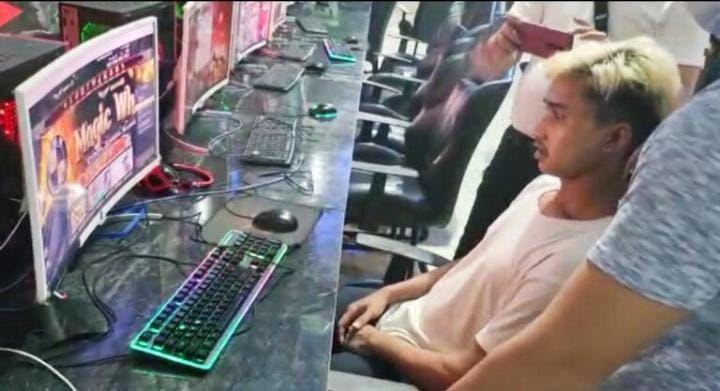 Judi Online Berkedok Warnet di Palembang Terbongkar