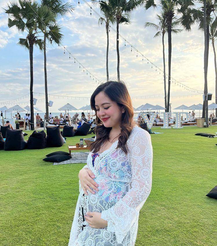 Momen Tasya Kamila pamer baby bump (instagram.com/tasyakamila)