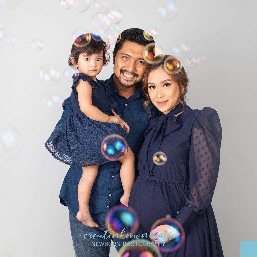 Pemotretan Luthya Sury bersama kedua anaknya. (instagram.com/luthyasury)