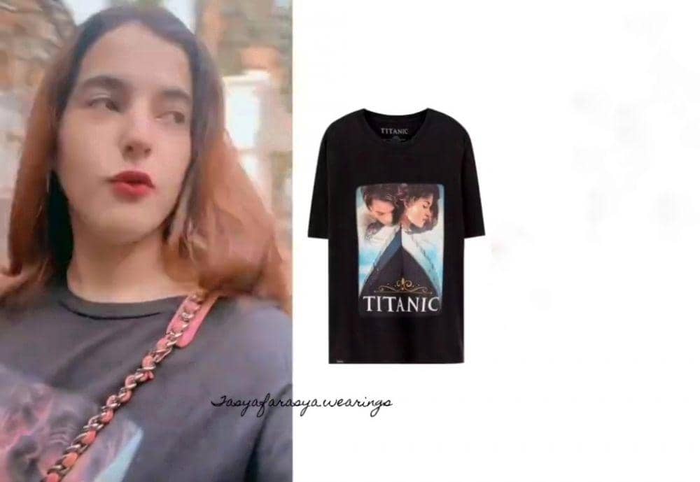 Tasya Farasya memakai kaos dari Pull and Bear (instagram.com/tasyafarasya.wearings)