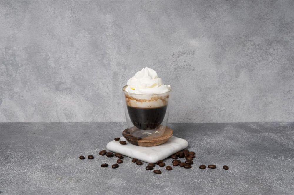 con panna (starbucks.co.id)