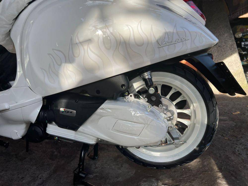 Sekujur bodynya berwarna putih (Anugrah K Wardhana/Vespa Garage)