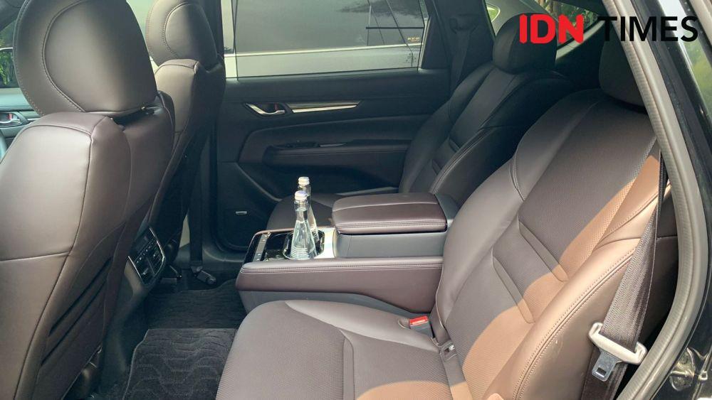 Jok baris kedua Mazda CX-8 (IDN Times/Fadhliansyah)