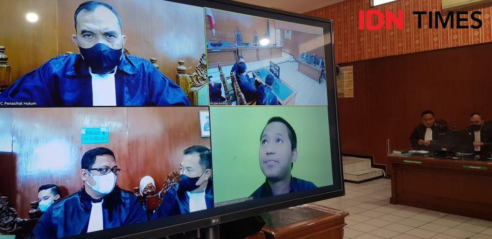 Korban Bersaksi di Muka Persidangan, Doni Salmanan Berdalih