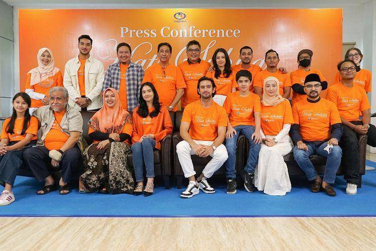 momen press conference film Hati Suhita (instagram.com/starvisionplus)