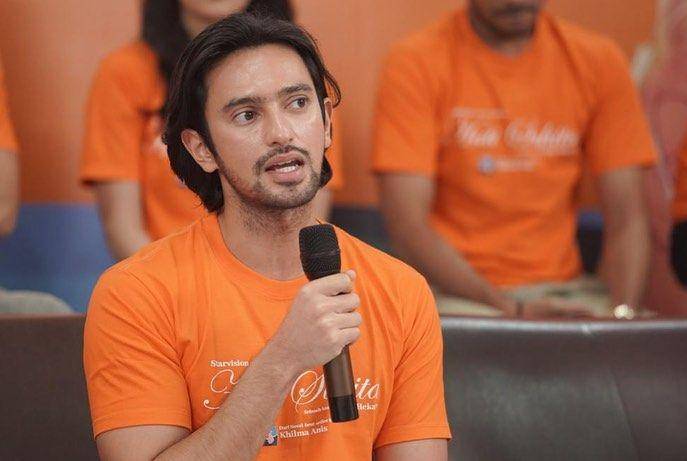 momen press conference film Hati Suhita (instagram.com/starvisionplus)