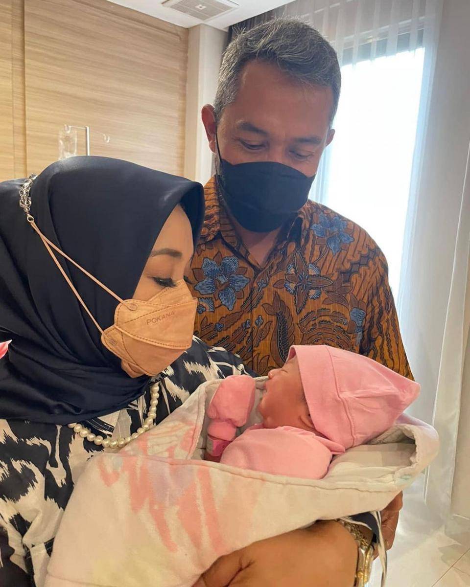 Winona Willy dari hamil hingga melahirkan (Instagram.com/yorafebrina/)