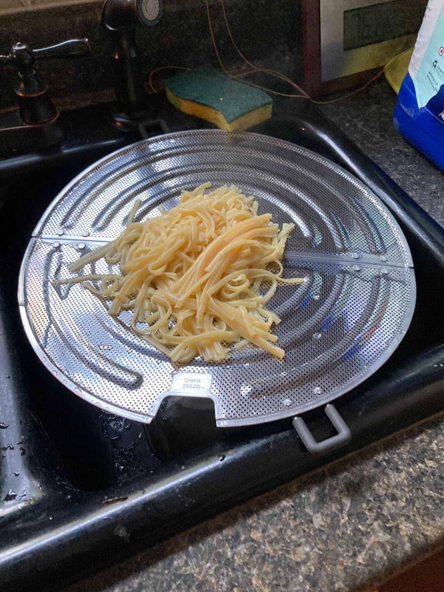 potret ide kreatif disaat genting (reddit.com/user/Mami_chula_)