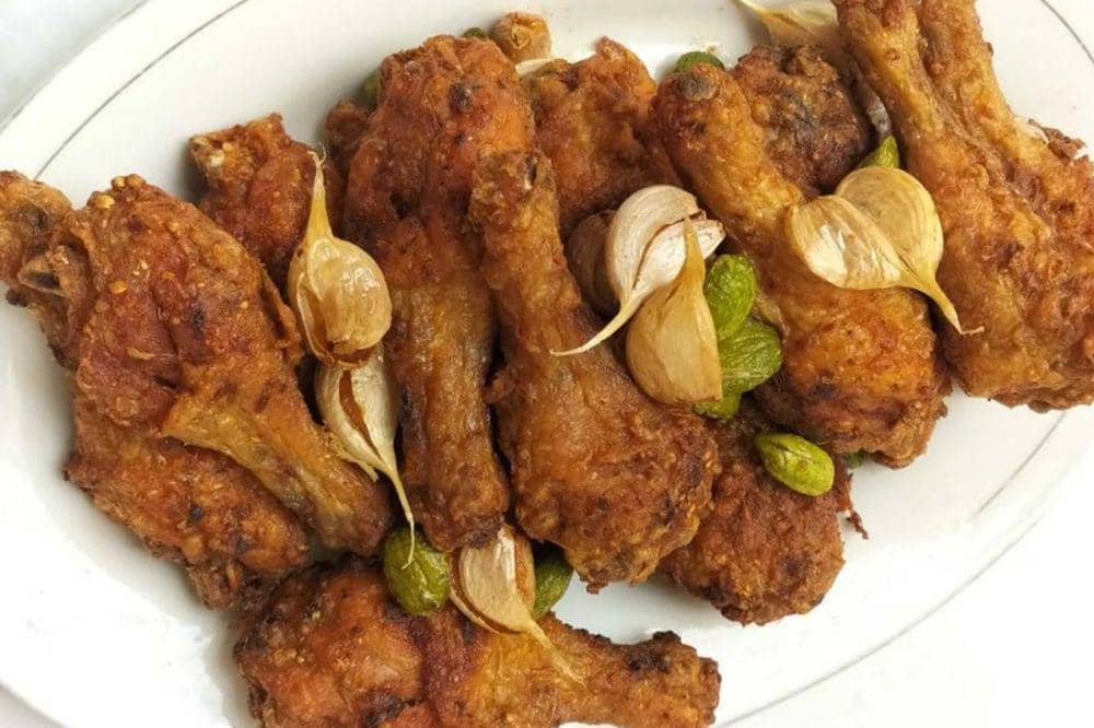 Resep Ayam Goreng Bawang Putih Khas Batam, Enak Parah!