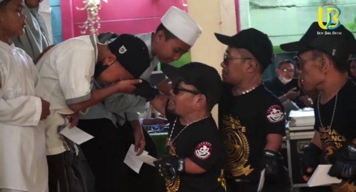 momen touring Ucok Baba dan geng motornya (youtube.com/Ucok Baba Official)