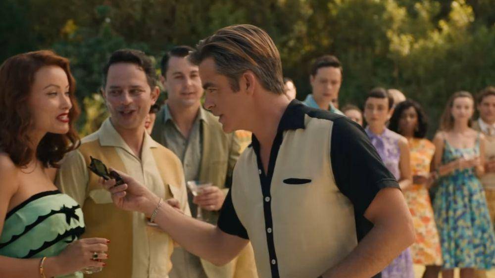 adegan Chris Pine dalam film Don't Worry Darling (dok. Warner Bros. Pictures/Don't Worry Darling)