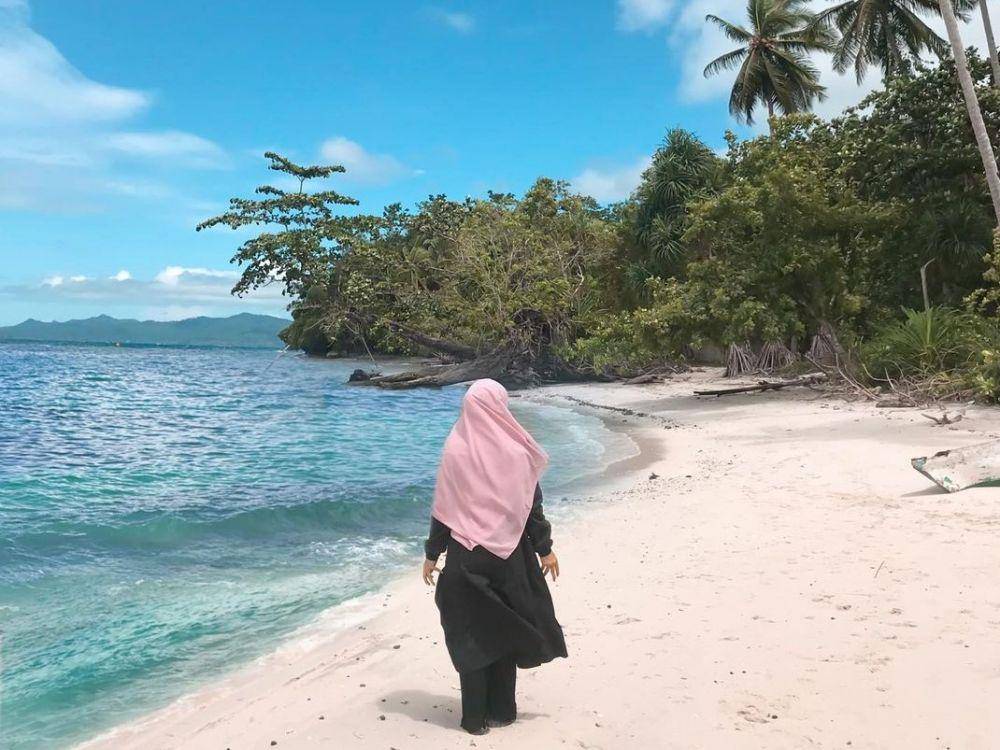 potret Pantai Saleo (instagram.com/irmaduryantiamri)