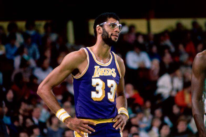 Kareem Abdul-Jabbar menjadi sosok pemain center dominan Los Angeles Lakers (nba.com)