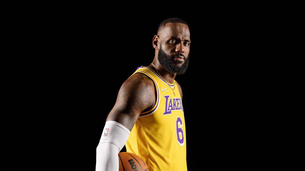 5 Pemain yang Awet Berada di NBA Sampai 20 Musim, Ada LeBron James!