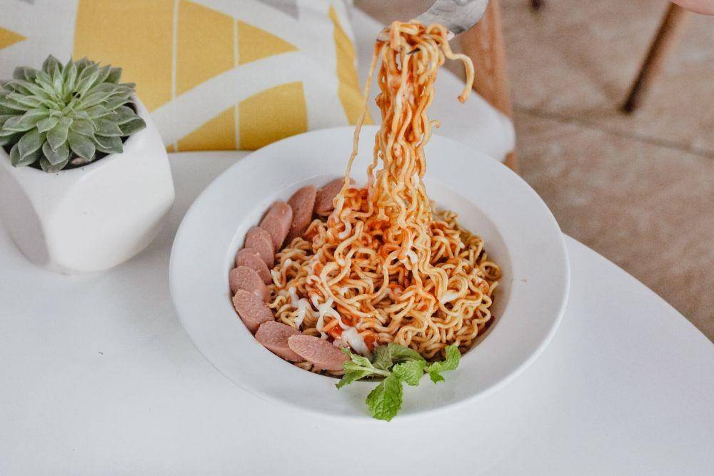 Tips Masak Mi Instan yang Sehat ala Chef Yuda Bustara, Makin Mantul!