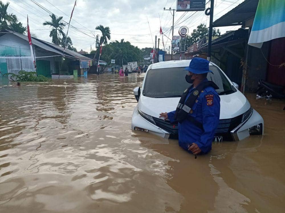 Bencana Banjir dan Longsor Kepung Balikpapan, Bandara Ikut Terdampak