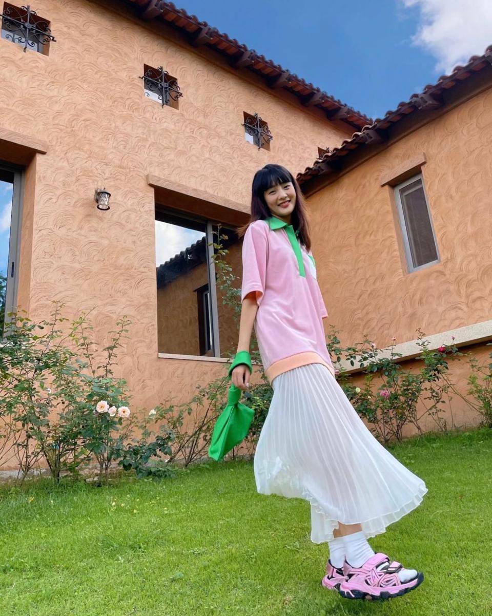 outfit Minnie (G)I-DLE (instagram.com/min.nicha)