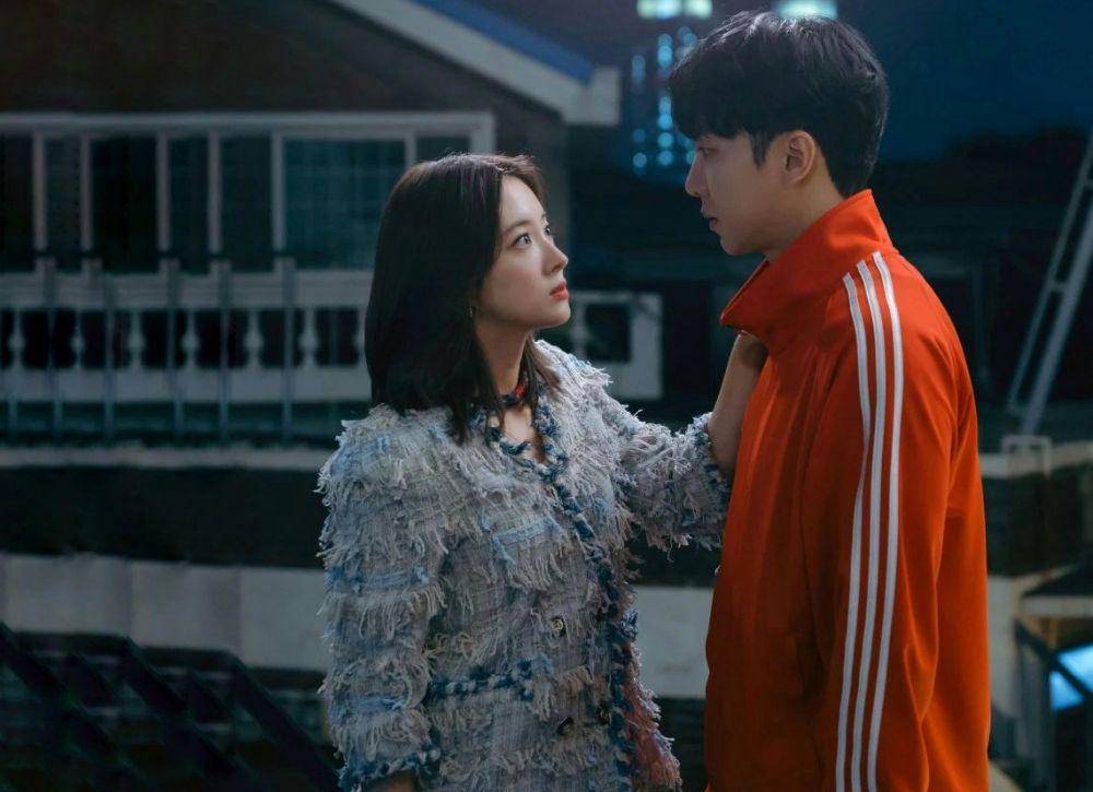 cuplikan penampilan Lee Seung Gi dan Lee Se Young bintangi drama The Law Cafe (dok. KBS2/The Law Cafe)