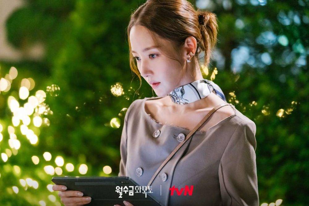 Park Min Young di KDrama Love in Contract. (instagram.com/tvn_drama)