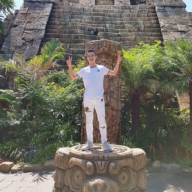 Gaya busana Jess No Limit (instagram.com/jessnolimit)