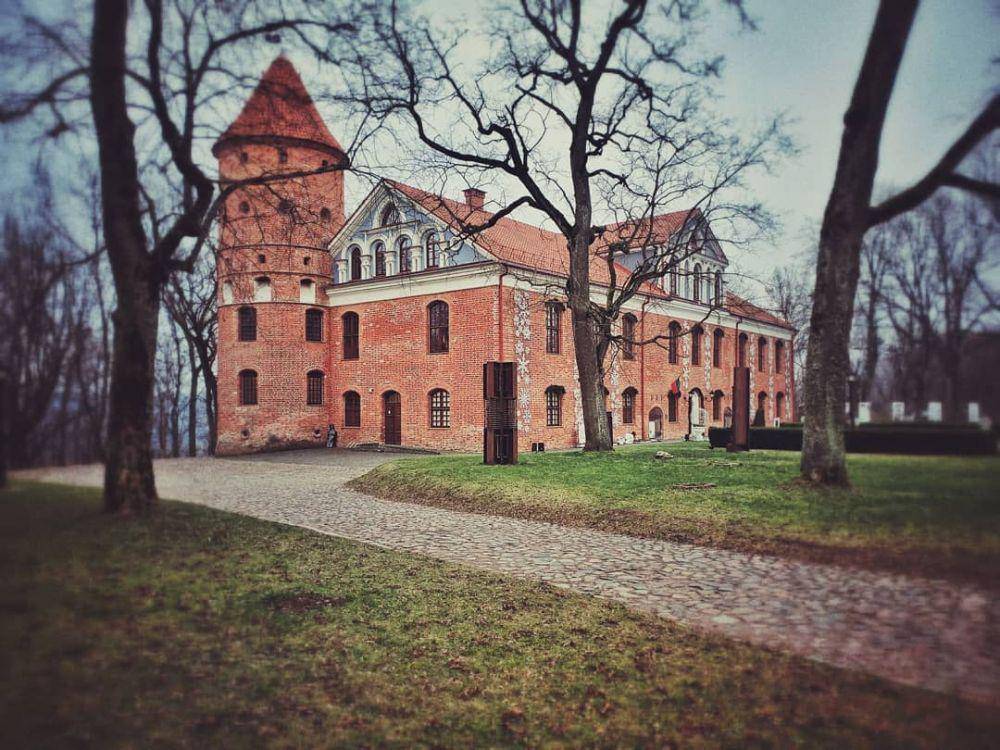 Raudonvaris Castle (instagram.com/valeria.shkuta)