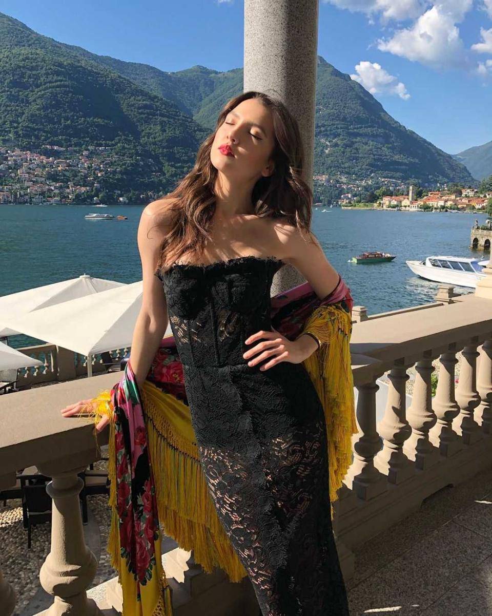 classy look ala Maya Henry (instagram.com/mayahenry)